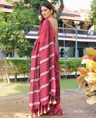 Durga red cototn saree with blouse 2