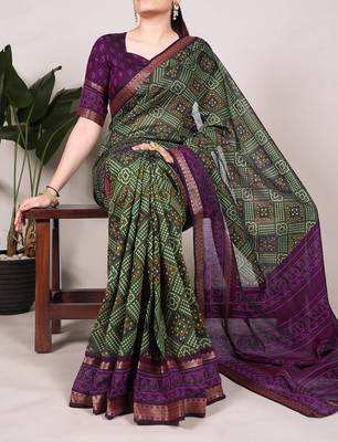 Mehendi Chanderi Bandhej Print Saree with Zari Detailing 1