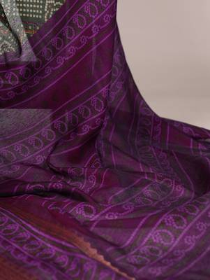 Mehendi Chanderi Bandhej Print Saree with Zari Detailing 4