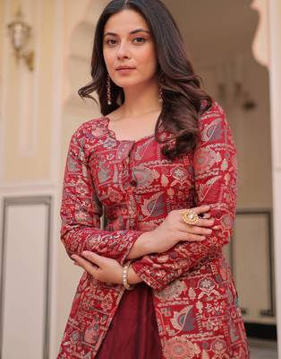 maroon silk zari weaving bridesmaids lehenga with jacket 11