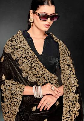 Black sequin embroidered art silk saree with blouse piece 4
