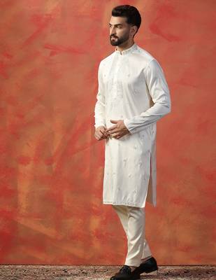 White embroidered kurta pyjama set     elegant indian outfit for ceremonies 4