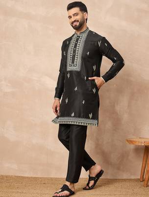 Black embroidered kurta pant set     indian festive wear with elegant detailing 2