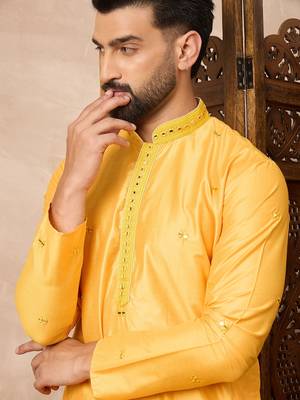 Yellow abstract printed kurta pant set     stylish indian ethnic wear for men 5