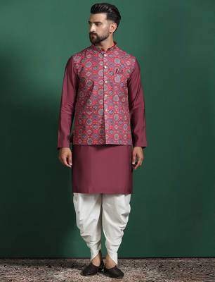pink blended cotton kurta set with printed work 2