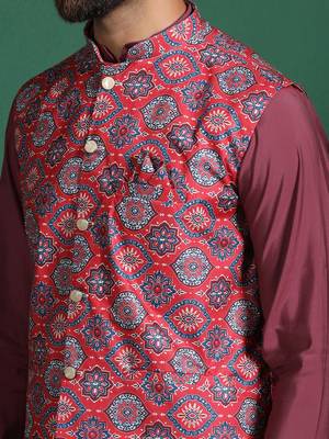 pink blended cotton kurta set with printed work 5