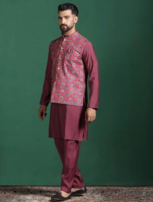 Red printed kurta jacket pyjama set     indian ethnic wear for festive events 3