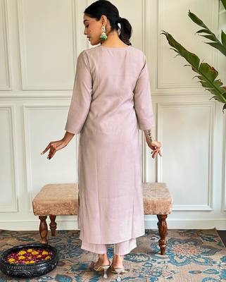 Women's beige chanderi with cotton lining embroidered straight kurta with chanderi pant and taby printed dupatta sets 2