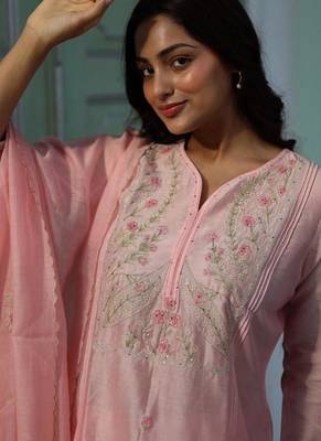 Blush pink half lily suit set 1