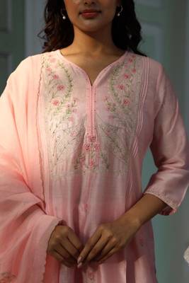 Blush pink half lily suit set 2