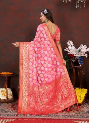 Gajri weaving zari work organza silk party wear saree with blouse 2