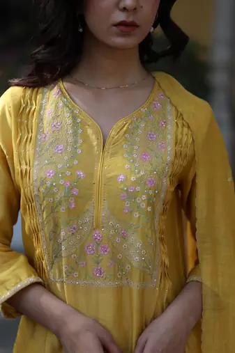 Mustard half lily yoke suit set