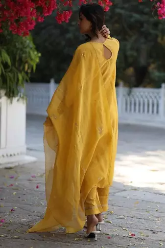 Mustard half lily yoke suit set