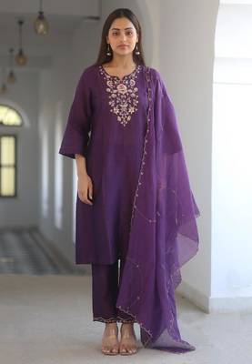 Purple floral bouquet suit set 1