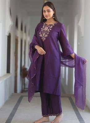 Purple floral bouquet suit set 2