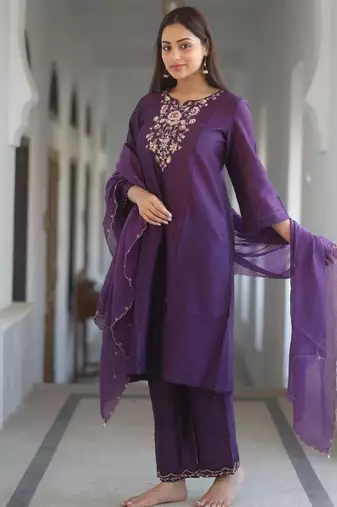 Purple floral bouquet suit set