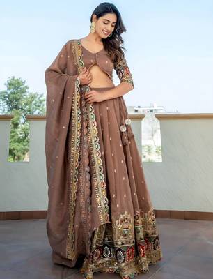 beige silk sequins party lehenga set choli with dupatta with dupatta 5