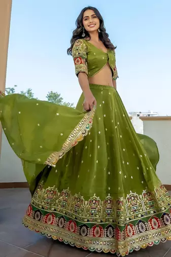 green thread embroidered silk mehendi lehenga set choli with dupatta