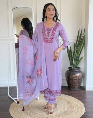 Women's levender viscose embroidered straight kurta with viscose pant and taby printed dupatta sets 1
