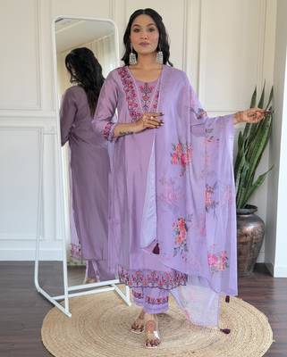 Women's levender viscose embroidered straight kurta with viscose pant and taby printed dupatta sets 2