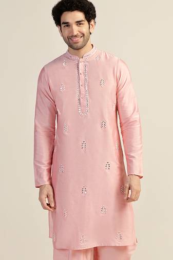 Men light pink kurta