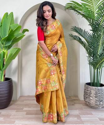 Yellow Jacquard Zari Weaving Tissue Saree 1