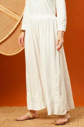 Hand embroidered white rayon lucknowi chikankari palazo