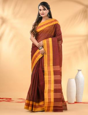 Maroon bengal tant pure cotton saree with yellow border 1
