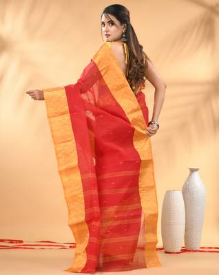 Red tant pure cotton saree with zari border 3
