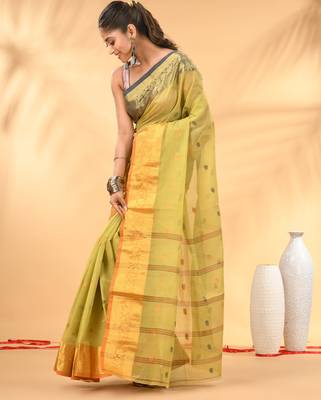 Pastel green tant pure cotton saree with contrasting zari border 2