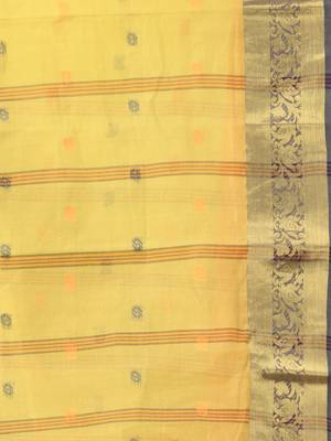 Pastel green tant pure cotton saree with contrasting zari border 4