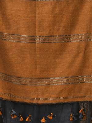 Grey and mustard soft cotton saree with zari strpie pallu 4