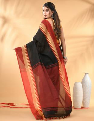 Black and red cotton saree with geometric woven border 3