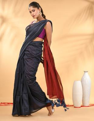 Grey and red cotton handspun saree with tassel detailing 2