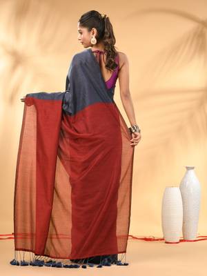 Grey and red cotton handspun saree with tassel detailing 3