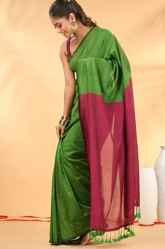 Green and magenta cotton handspun saree with tassel detailing