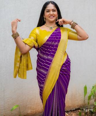 Multicolor silk blend saree with blouse 5