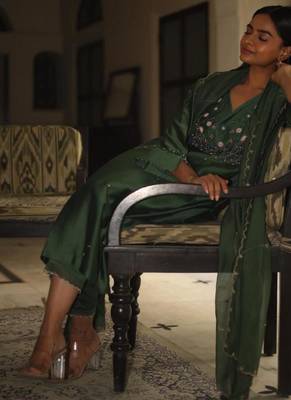 Bottle green glass beaded suit set 3
