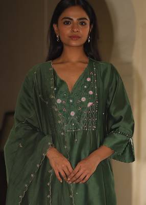 Bottle green glass beaded suit set 5