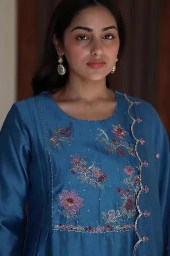 Prussian blue dream garden suit set