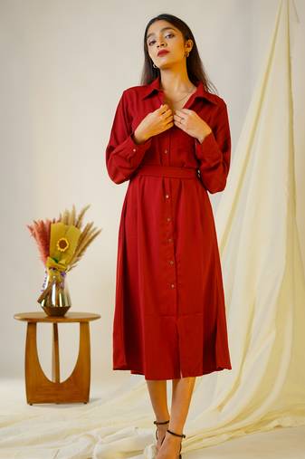 Maroon tropical twill plain cusffed slessves shirt midi derss