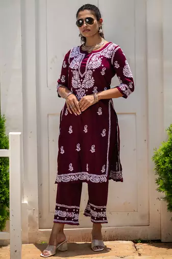 Chikankari cotton embroidered kurta set