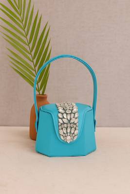 Elegant tourquoise crystal bucket bag 1