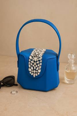 Elegant blue crystal bucket bag 1