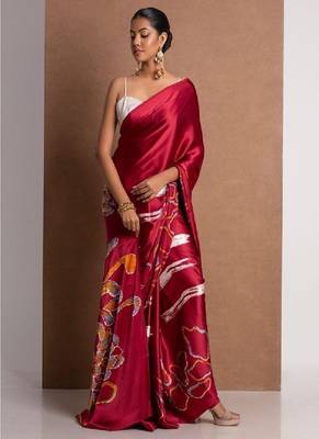 Red crepe digital printed saree with blouse 3