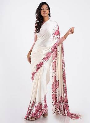 Peach crepe digital printed saree with blouse 1