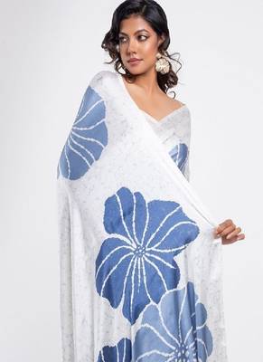Navyblue crepe digital printed saree with blouse 3