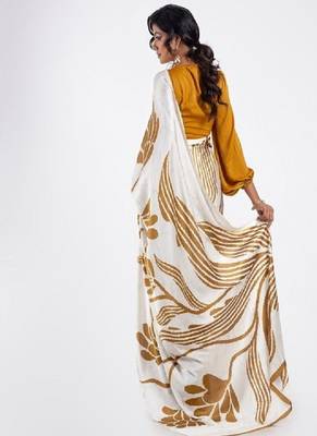 Mustard crepe digital printed saree with blouse 2
