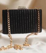 Dazzling Streax Box Clutch