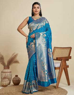 blue kanjivaram silk blend two-tone zari weaving saree 2